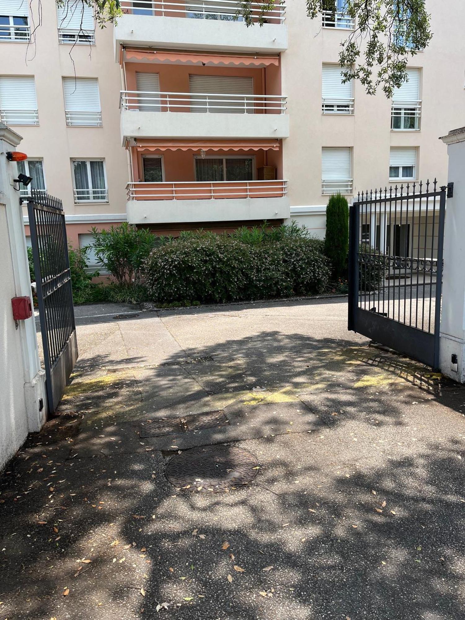 Appartement 84M² Avec 2 Parkings Privatifs Villeneuve-Loubet Ngoại thất bức ảnh